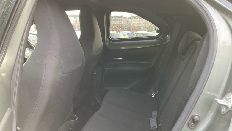 Toyota Aygo X 1.0 VVT-i Edge 5dr Auto Petrol Hatchback